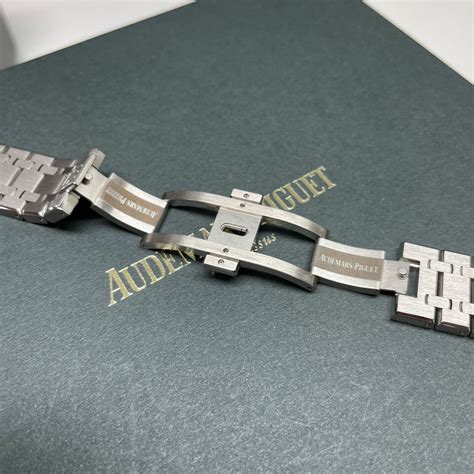 Audemars Piguet Royal Oak Chronograph Steel Bracelet 41mm 26320st OO