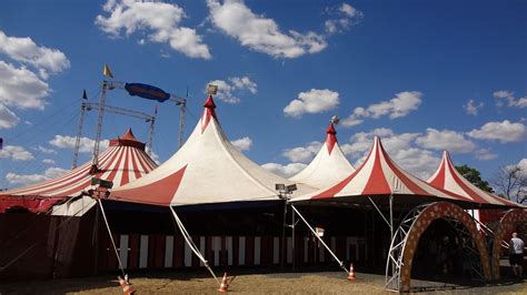 2 000 Free Micro Circus Circus Images Pixabay