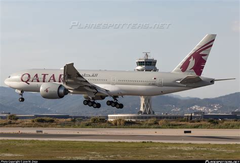 A Bbd Qatar Airways Boeing Dzlr Photo By Jose M Deza Id