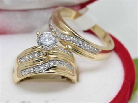 El Anillo De Compromiso Y La Pedida De Mano Matrimonios Y Bodas En Perú