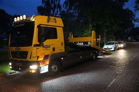 Automobilist Onder Invloed Rijdt Met Ongeldig Verklaard Rijbewijs