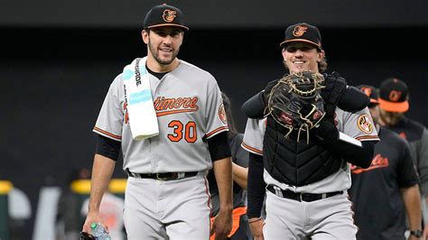 Orioles' Grayson Rodriguez shares 'pretty special' moment with dad ...