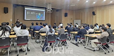 경기도일자리재단 네이버클라우드 클라우드 분야 인재양성·취업지원 업무협약 체결