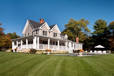 Colonial Farmhouse