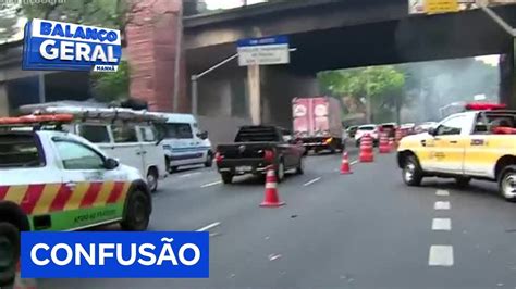 Viaduto que pegou fogo segue interditado e complica trânsito em São