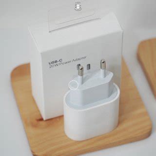 Rekomendasi Merk Charger Terbaik Untuk Iphone