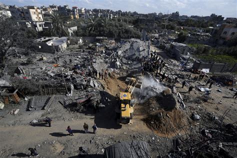 Las Fuerzas Israelíes Atacan El Hospital Nasser El Principal En El Sur