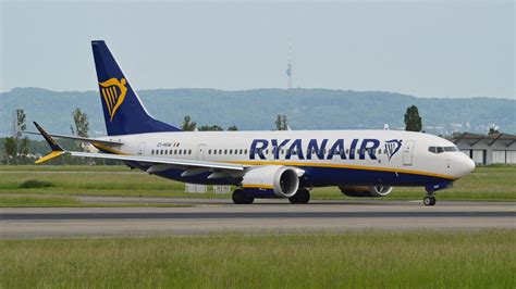 Ryanair orders up to 300 Boeing 737 Max 10 | International Flight Network