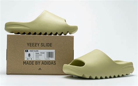 Adidas Yeezy Slides Resin 2021 Fesyen Pria Sepatu Sandal Di Carousell