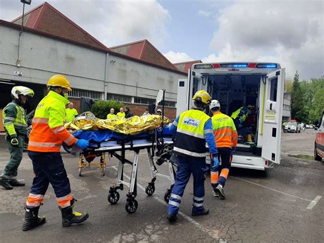 El IES de Noreña se examina de Emergencias así ha sido el simulacro de