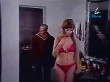 Naked Isela Vega In Cuernos Debajo De La Cama