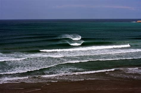 The Perfect Wave Travel Co: Experience surfing in New Zealand