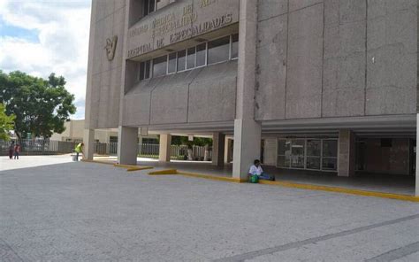 Personas Quedan Atrapadas En Elevador Del Imss En Torre N El Sol De