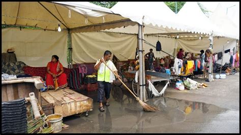 Delhi Floods People Return To Shelter Camps As Yamuna Crosses Danger