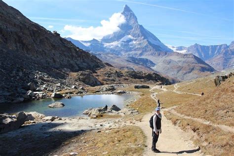 Hiking vs Trekking - How Are They Different? - Wander Healthy