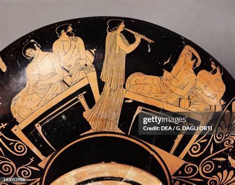 Red Figure Pottery Photos and Premium High Res Pictures - Getty Images