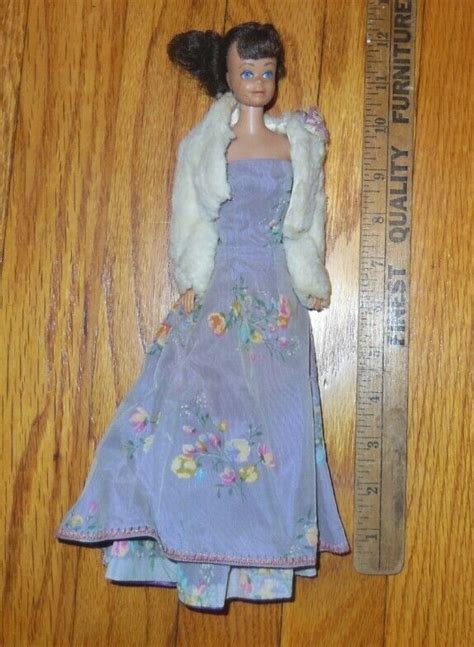 Mattel Barbie Brown Hair/Blue Eyes Vintage | #4602719358