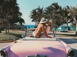 Sex And The City Premiere And Top Fashion Moments