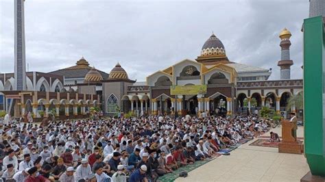 Sejarah Masjid Raya Baitul Izzah Dibangun Tahun Jadi Terbesar