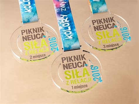 Kolorowe Medale Z Pleksi Na Imprezy Eventowe Piknik Neuca Si A Relacji