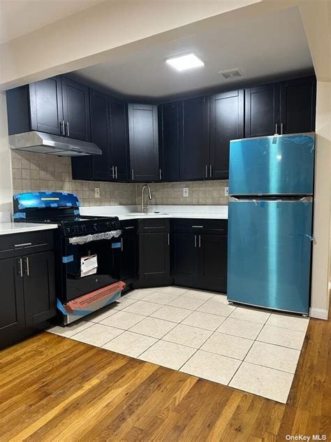 1551 E New York Ave Unit 3 Brownsville Ny 11212 Room For Rent In