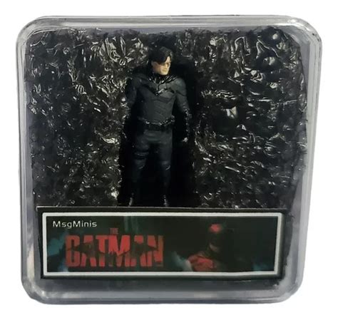 Hot Wheels Boneco Batman 2022 Robert Pattinson S Máscara Hw Parcelamento sem juros