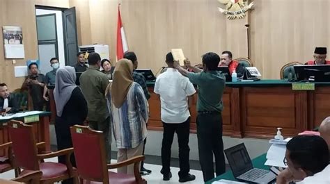 Persidangan Ott Kpk Terdakwa Mantan Gubernur Maluku Utara Kesaksian