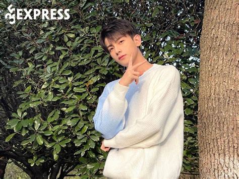 Hot boy Trần Hạc Nhất là ai Chàng hot boy Trung Quốc gây sốt MXH