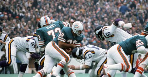 Super Bowl MVP Larry Csonka to Carry Lombardi Trophy Fifty Years After ...