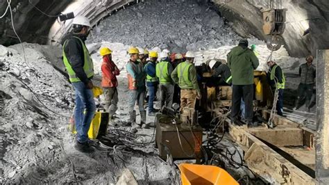 Uttarkashi Tunnel Rescue Rat Hole Mining Rescuers Begin Drilling Vertical Boring Makes Headway