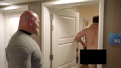 Nude Strongman ThisVid En Anglais