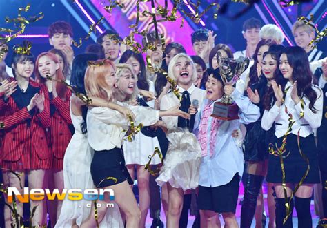 포토엔hd 마마무 쇼챔 1위 ‘얼씨구나 지화자 손에 잡히는 뉴스 눈에 보이는 뉴스 뉴스엔