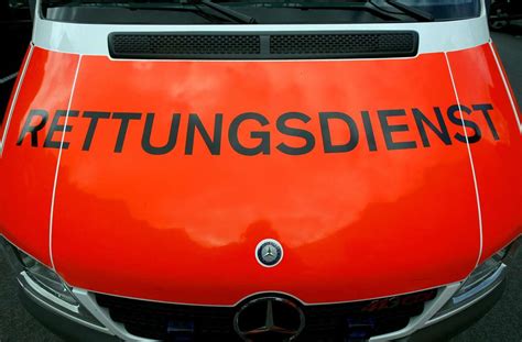 Unfall In Laufenburg Im Kreis Waldshut Frau F Hrt Auf Stau Auf