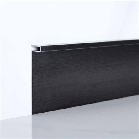 China Customized Stainless Black Modern Skirting Boards Suppliers