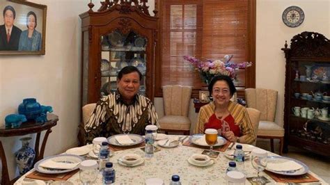 Menu Khusus Nasi Goreng Masakan Megawati Bikin Prabowo Minta Tambah