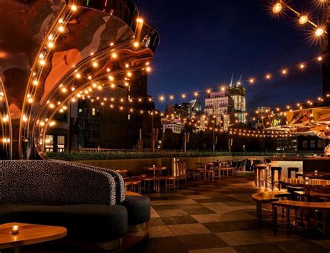 Best NYC Rooftop Bars For Your Night Out - Behind the Scenes NYC (BTSNYC)