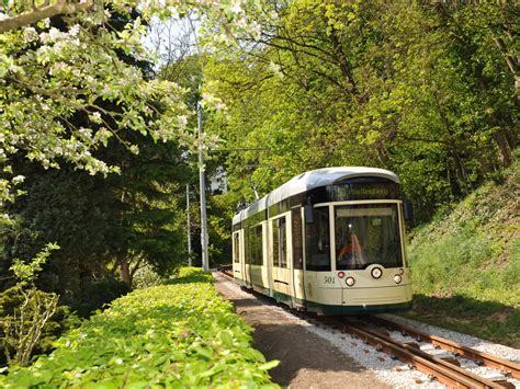 Von Bergen Zwergen Magie Mit der Bergbahn auf den Pöstlingberg 5