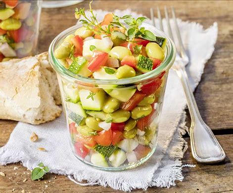 Rapunzel Rezept Edamam Sojabohnen Salat Mit Buntem Gem Se Und Brot