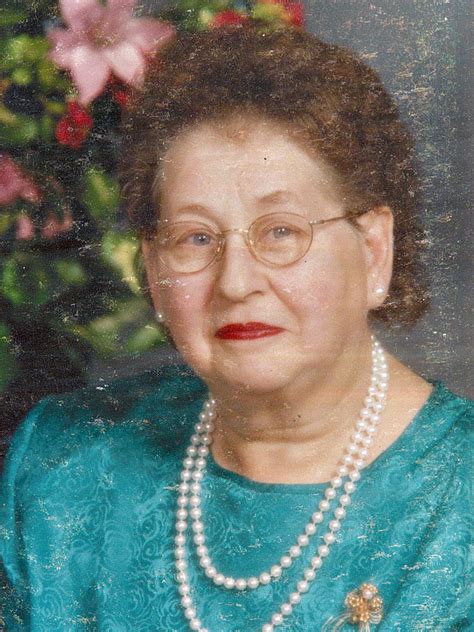 Memorial Service and Obituary for Mae Weaver