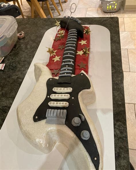 Electric Guitar Cake The Great British Bake Off The Great British