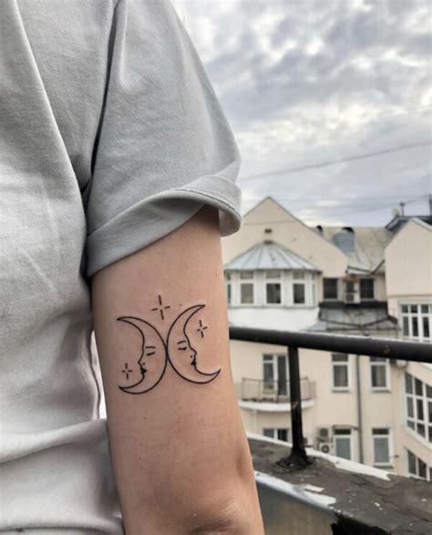 50 Crescent Moon Tattoos Dainty Crescent Moon On Shoulder Idea