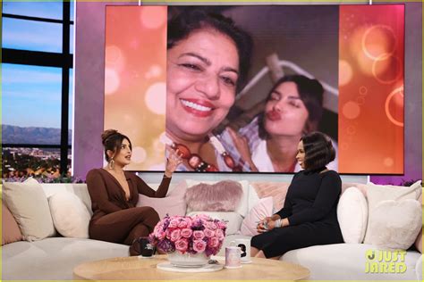 Priyanka Chopra Reveals the 'Enchanted' Moment That Nick Jonas First ...