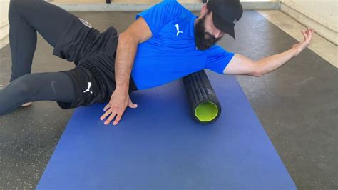 Foam Roll Lat And Posterior Shoulder Youtube