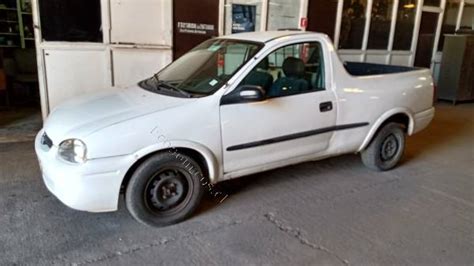 Chevrolet Corsa Pick Up Emol