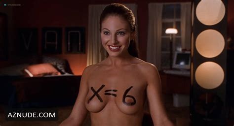 TARA REID Nude AZNude
