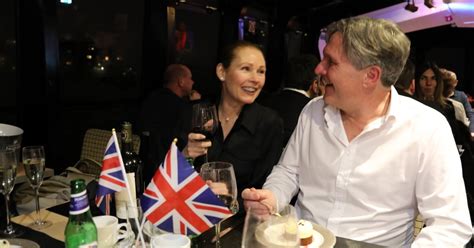 Londen Boottocht Over De Theems Met Diner Getyourguide