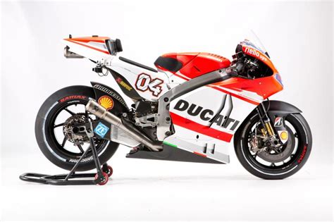 La Storia Della Ducati Desmosedici In 15 Foto Ducatisti Integralisti