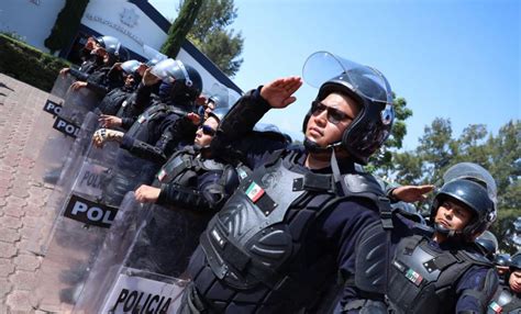 Egresan 379 Policías Del Curso De Formación Inicial Ssp Quadratín Michoacán