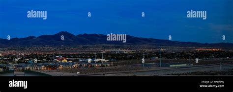 Las Vegas mountain range outside the strip Stock Photo - Alamy