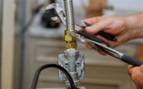 Tricks to Gas Leak Repair Without a Plumber